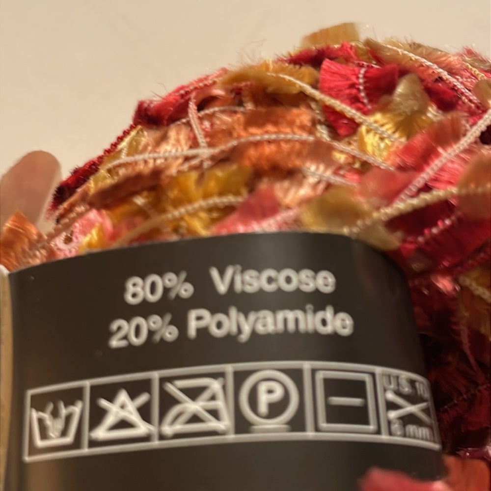 The Collection SRK Poco Yarn Made in Italy - Picture 4 of 5